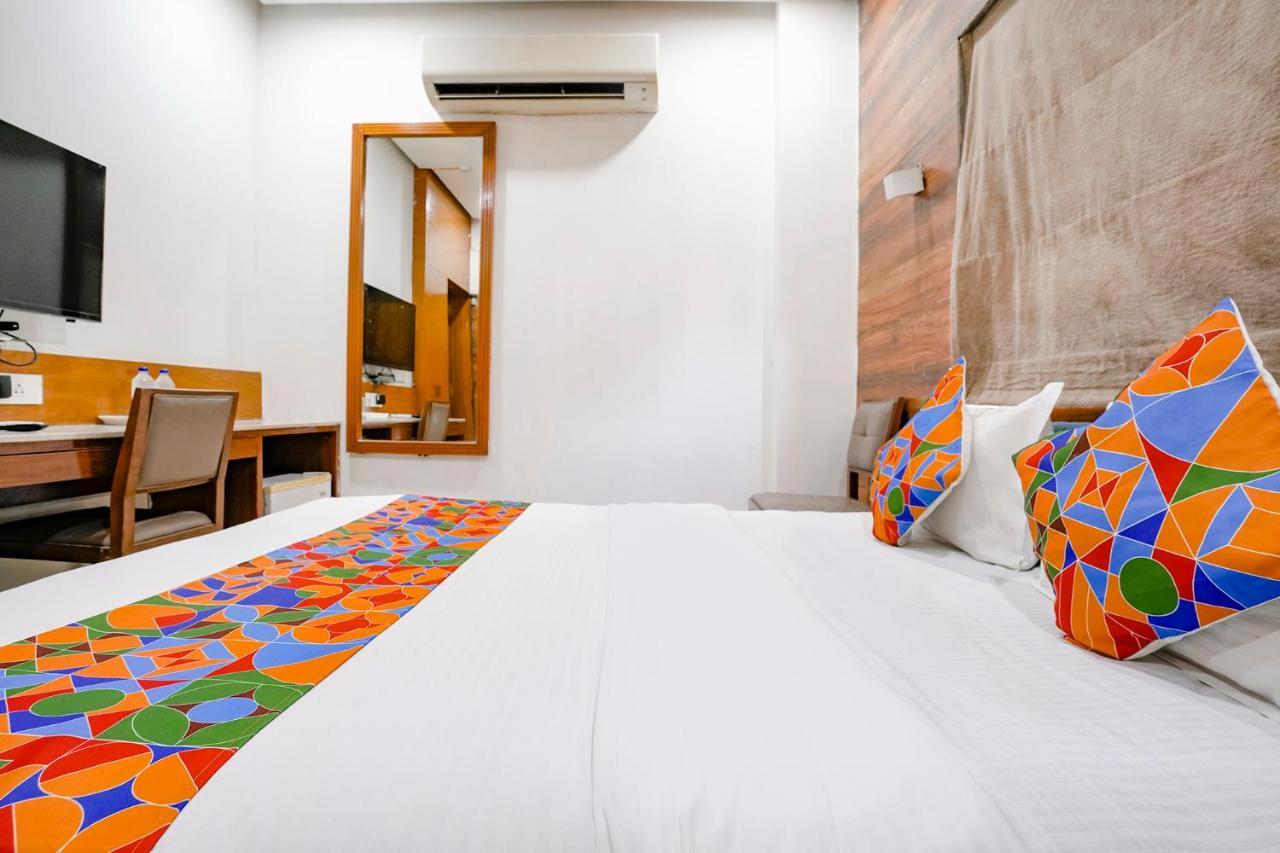 Fabhotel Kyra - Near Airport Road Ahmedabad Exterior photo