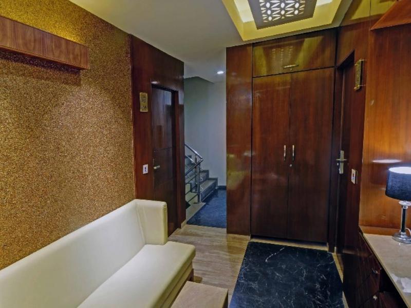 Fabhotel Kyra - Near Airport Road Ahmedabad Exterior photo